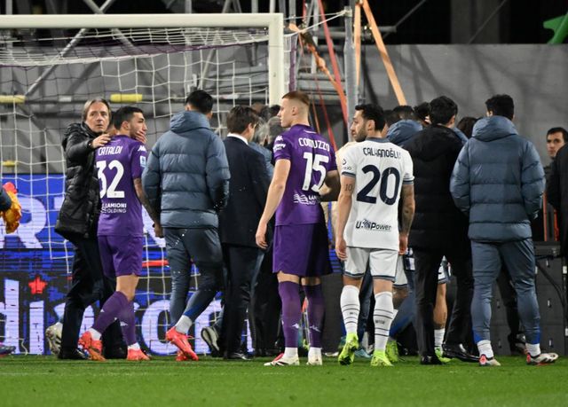 多米app下载 -包含集结日体能课后，佛罗伦萨远射贴柱备战英超，形势明朗，训练强度显著提升的词条