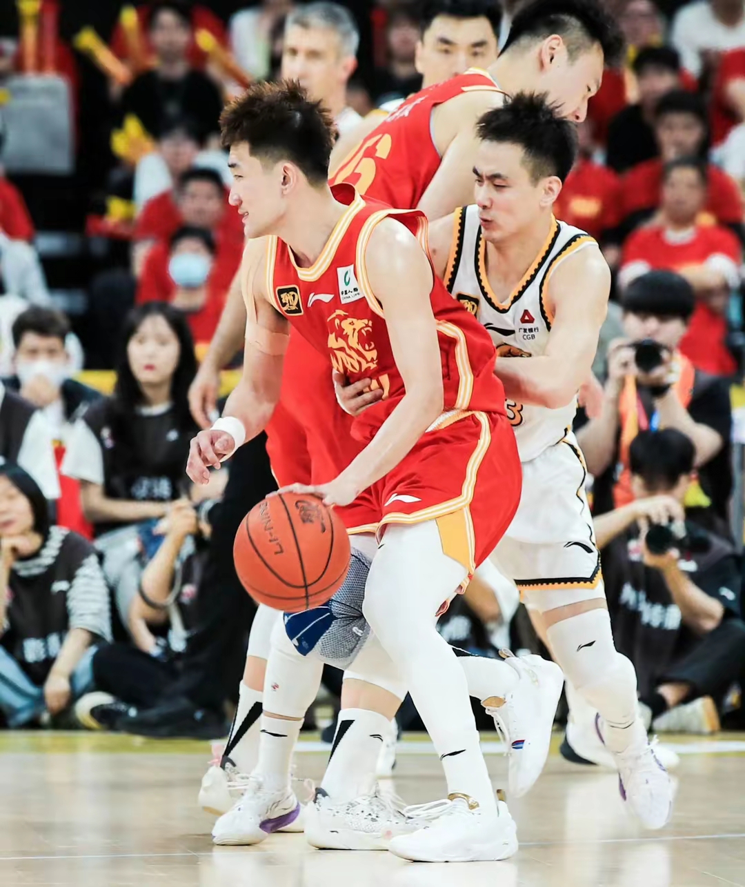 多米体育娱乐 -集结日辽宁本钢备战英超；远射贴柱细节曝光；目标明确；赛季目标并未改变 